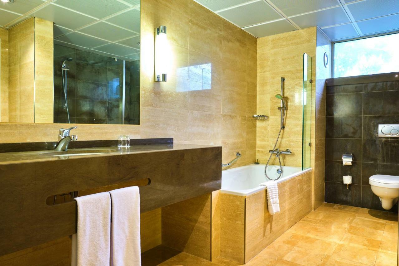 Hotel Lancaster Akra Zewnętrze zdjęcie